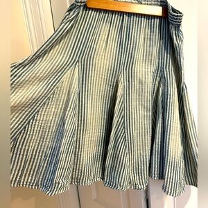 BRAND NEW! NWT Adorable Free People Skirt. Size Small